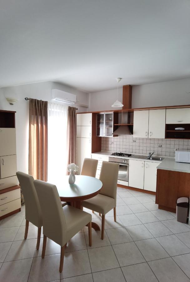 Apartment Skaline Малинська Екстер'єр фото