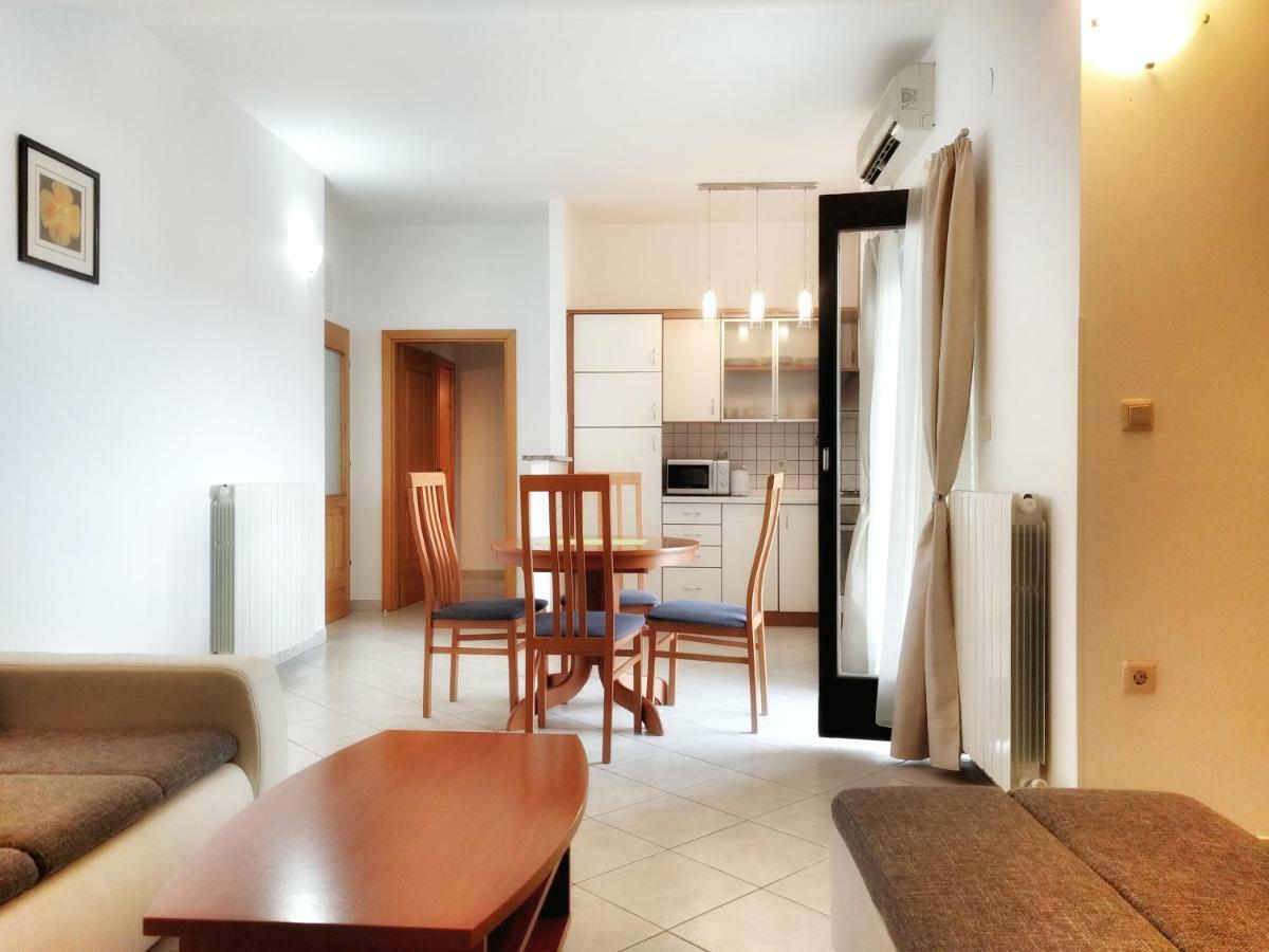 Apartment Skaline Малинська Екстер'єр фото